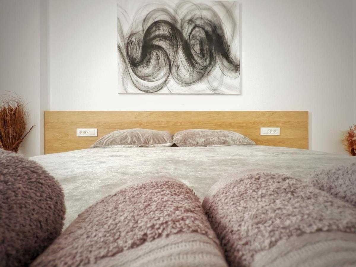 Cluj Airport Apartment Zewnętrze zdjęcie